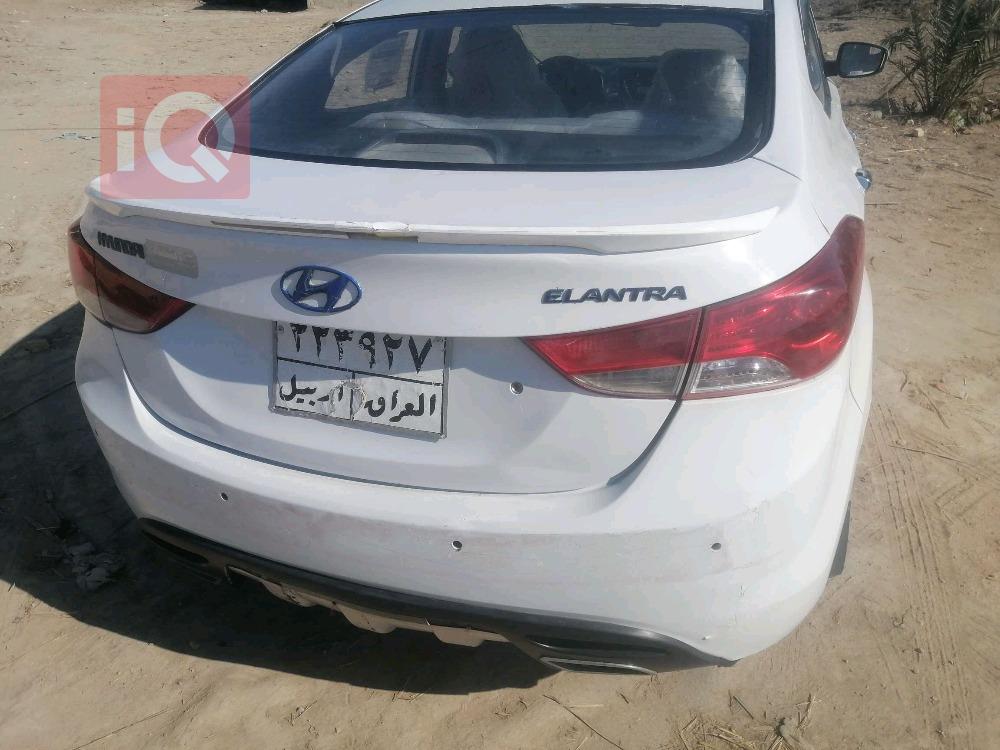 هیوندای ئەلەنترا